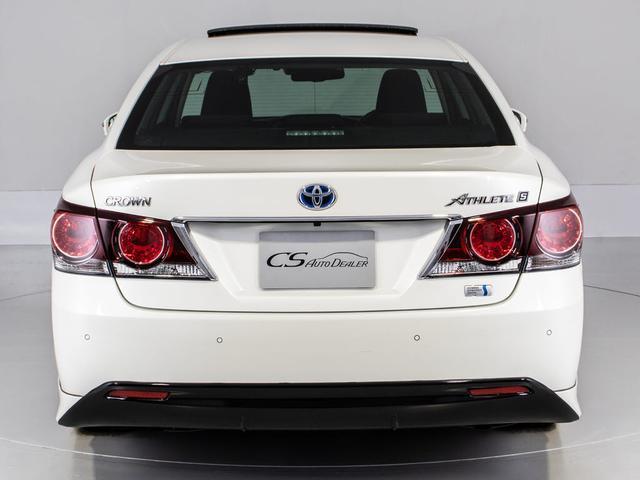 クラウンハイブリッド アスリートＳ　後期型（禁煙車）（サンルーフ）（黒本革シート）（オプション１８インチＡＷ）（トヨタセーフティセンス）衝突軽減ブレーキ　踏み間違い防止機能　レーダークルーズ　オートマチックハイビーム　車線逸脱抑制ＬＤＡ（13枚目）