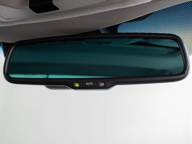 クラウンハイブリッド アスリートＳ　後期型（禁煙車）（サンルーフ）（黒本革シート）（オプション１８インチＡＷ）（トヨタセーフティセンス）衝突軽減ブレーキ　踏み間違い防止機能　レーダークルーズ　オートマチックハイビーム　車線逸脱抑制ＬＤＡ（41枚目）