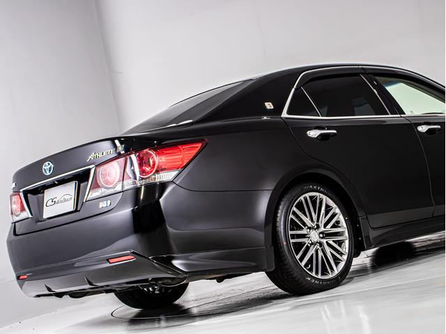 クラウンハイブリッド アスリートＳ　後期型（禁煙車）（フルエアロ）（オプション１８インチアルミ）（新品タイヤ）（黒革調シートカバー）ＳＤマルチナビ　Ｂｌｕｅｔｏｏｔｈ対応　レギューガソリン仕様　カラーバックカメラ　ＬＥＤヘッドライト（18枚目）