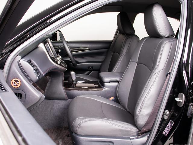 クラウンハイブリッド アスリートＳ　後期型（禁煙車）（フルエアロ）（オプション１８インチアルミ）（新品タイヤ）（黒革調シートカバー）ＳＤマルチナビ　Ｂｌｕｅｔｏｏｔｈ対応　レギューガソリン仕様　カラーバックカメラ　ＬＥＤヘッドライト（31枚目）