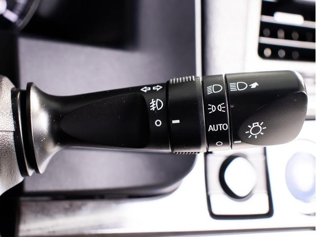 クラウンハイブリッド アスリートＳ　後期型（禁煙車）（フルエアロ）（オプション１８インチアルミ）（新品タイヤ）（黒革調シートカバー）ＳＤマルチナビ　Ｂｌｕｅｔｏｏｔｈ対応　レギューガソリン仕様　カラーバックカメラ　ＬＥＤヘッドライト（43枚目）