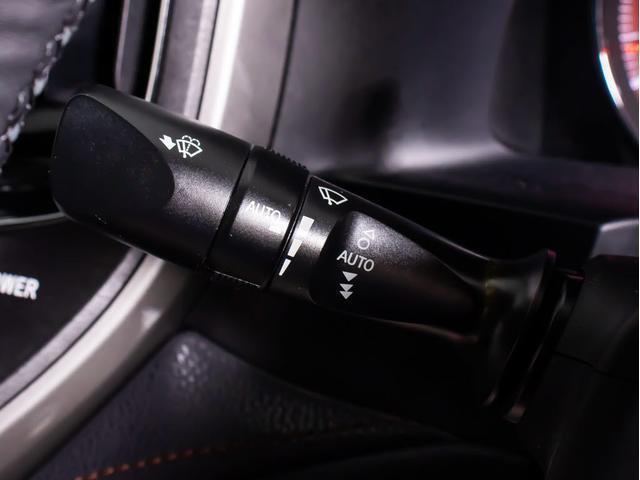 クラウン アスリートＧ　（サンルーフ）（パノラミックビューモニター）（黒本革シート）（スパッタリング１８インチアルミ）（フルエアロ）Ｂｌｕｅｔｏｏｔｈ　アダプティブハイビーム　シートメモリー　衝突軽減　踏み間違い防止機能（47枚目）