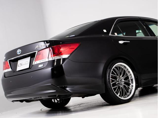 クラウンハイブリッド アスリートＳ　（黒本革シート）（パノラミックビューモニター）（フルエアロ）（新品２０インチアルミ）（新品タイヤ）（衝突軽減ブレーキ）（踏み間違い防止機能）レーダークルーズ　Ｂｌｕｅｔｏｏｔｈ　レギュラーガソリン仕様（22枚目）