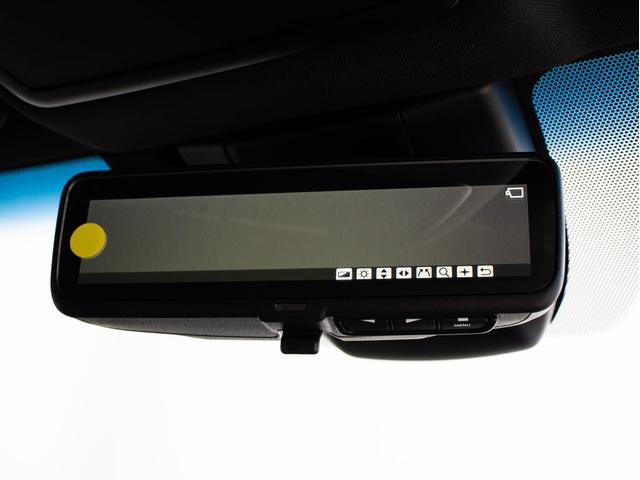 クラウンハイブリッド Ｇ－エグゼクティブ　（禁煙車）（ワンオーナー）（黒本革シート）（ＴＲＤフルエアロ）（パノラミックビューモニター）セーフティＰＫＧ＋　衝突軽減ブレーキ　踏み間違い防止機能　車線逸脱抑制ＬＴＡ　デジタルインナーミラー（11枚目）