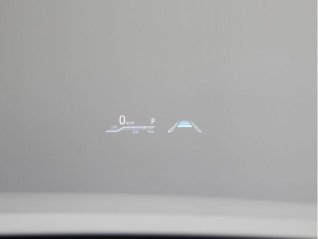 クラウンハイブリッド Ｇ－エグゼクティブ　（禁煙車）（ワンオーナー）（黒本革シート）（ＴＲＤフルエアロ）（パノラミックビューモニター）セーフティＰＫＧ＋　衝突軽減ブレーキ　踏み間違い防止機能　車線逸脱抑制ＬＴＡ　デジタルインナーミラー（12枚目）