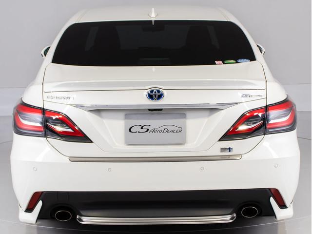 クラウンハイブリッド Ｇ－エグゼクティブ　（禁煙車）（ワンオーナー）（黒本革シート）（ＴＲＤフルエアロ）（パノラミックビューモニター）セーフティＰＫＧ＋　衝突軽減ブレーキ　踏み間違い防止機能　車線逸脱抑制ＬＴＡ　デジタルインナーミラー（18枚目）