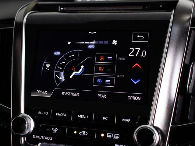 クラウンハイブリッド Ｇ－エグゼクティブ　（禁煙車）（ワンオーナー）（黒本革シート）（ＴＲＤフルエアロ）（パノラミックビューモニター）セーフティＰＫＧ＋　衝突軽減ブレーキ　踏み間違い防止機能　車線逸脱抑制ＬＴＡ　デジタルインナーミラー（42枚目）