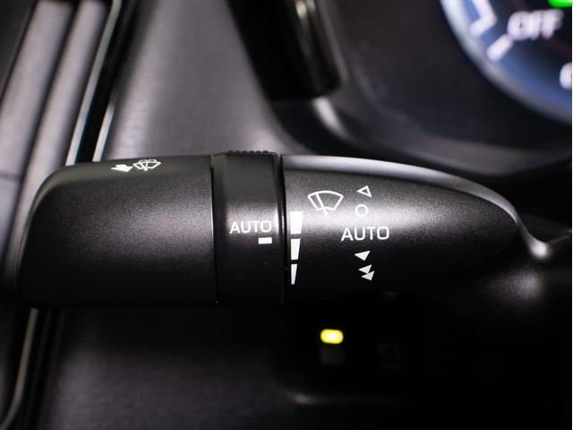 クラウンハイブリッド Ｇ－エグゼクティブ　（禁煙車）（ワンオーナー）（黒本革シート）（ＴＲＤフルエアロ）（パノラミックビューモニター）セーフティＰＫＧ＋　衝突軽減ブレーキ　踏み間違い防止機能　車線逸脱抑制ＬＴＡ　デジタルインナーミラー（46枚目）