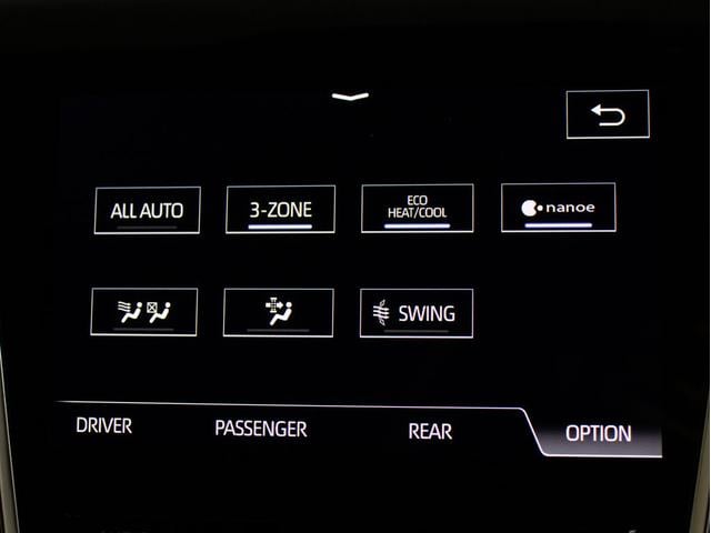 クラウンハイブリッド Ｇ－エグゼクティブ　（禁煙車）（ワンオーナー）（黒本革シート）（ＴＲＤフルエアロ）（パノラミックビューモニター）セーフティＰＫＧ＋　衝突軽減ブレーキ　踏み間違い防止機能　車線逸脱抑制ＬＴＡ　デジタルインナーミラー（49枚目）