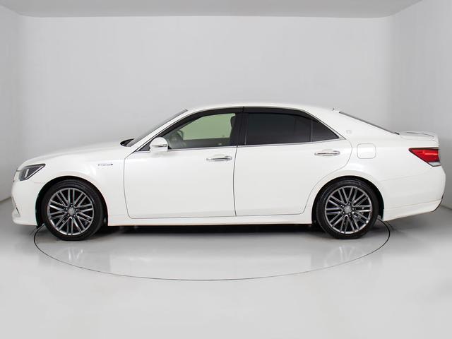 クラウンハイブリッド アスリートS (18インチスパッタリングアルミホイール)(レーダークルーズ)(プリクラッシュ)(クリアランスソナー)(シートヒーター)(ステアリングヒーター)(SDマルチナビ)(Bluetooth)(バックカメラ)(14枚目)