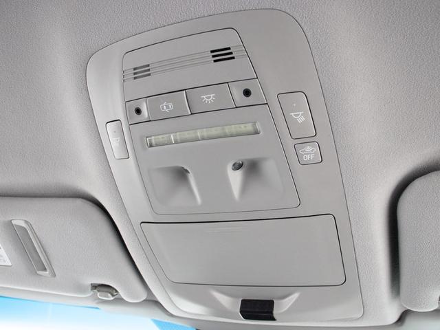 クラウンハイブリッド アスリートS (18インチスパッタリングアルミホイール)(レーダークルーズ)(プリクラッシュ)(クリアランスソナー)(シートヒーター)(ステアリングヒーター)(SDマルチナビ)(Bluetooth)(バックカメラ)(38枚目)