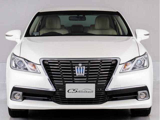 クラウンハイブリッド ロイヤルサルーン (本革シート)(オプション17インチアルミ)(衝突軽減ブレーキ)(踏み間違い防止機能)レーダークルーズ エアシート&シートヒーター Blutooth対応 レギュラーガソリン仕様 HDDマルチ(14枚目)