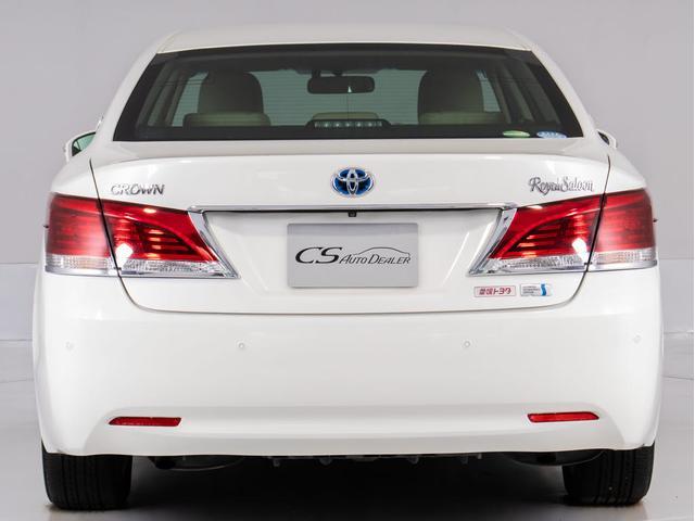 クラウンハイブリッド ロイヤルサルーン (本革シート)(オプション17インチアルミ)(衝突軽減ブレーキ)(踏み間違い防止機能)レーダークルーズ エアシート&シートヒーター Blutooth対応 レギュラーガソリン仕様 HDDマルチ(16枚目)