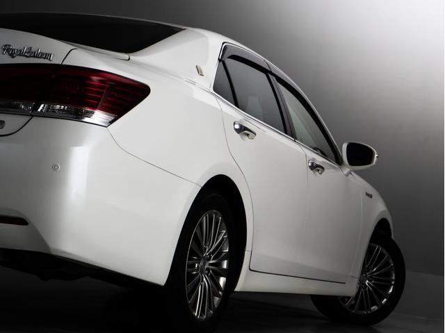 クラウンハイブリッド ロイヤルサルーン (本革シート)(オプション17インチアルミ)(衝突軽減ブレーキ)(踏み間違い防止機能)レーダークルーズ エアシート&シートヒーター Blutooth対応 レギュラーガソリン仕様 HDDマルチ(25枚目)