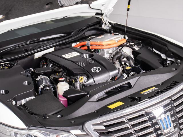 クラウンハイブリッド ロイヤルサルーン (本革シート)(オプション17インチアルミ)(衝突軽減ブレーキ)(踏み間違い防止機能)レーダークルーズ エアシート&シートヒーター Blutooth対応 レギュラーガソリン仕様 HDDマルチ(29枚目)