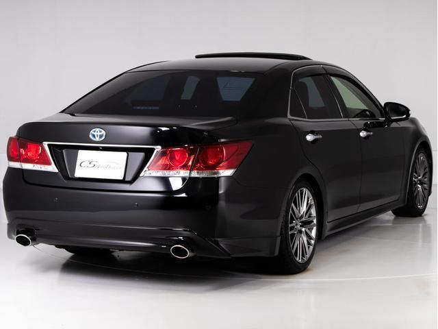 クラウンハイブリッド アスリートＳ　（サンルーフ）（黒本革シート）（オプション１８インチアルミ）（衝突軽減ブレーキ）（踏み間違い防止機能）レーダークルーズ　エアシート　シートヒーター　Ｂｌｕｅｔｏｏｔｈ対応　レギュラーガソリン仕様（19枚目）