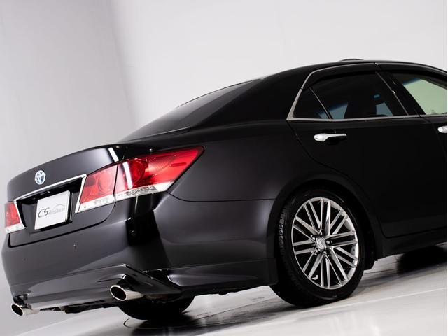 クラウンハイブリッド アスリートＳ　（サンルーフ）（黒本革シート）（オプション１８インチアルミ）（衝突軽減ブレーキ）（踏み間違い防止機能）レーダークルーズ　エアシート　シートヒーター　Ｂｌｕｅｔｏｏｔｈ対応　レギュラーガソリン仕様（23枚目）