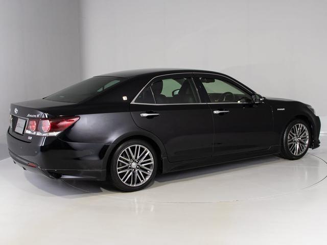 クラウンハイブリッド アスリートＳ　Ｊ－フロンティアリミテッド　後期型（禁煙車）（特別仕様社）（オプション１８インチアルミ）（新品タイヤ）（フルエアロ）トヨタセーフティセンス　衝突軽減ブレーキ　踏み間違い防止機能　車線逸脱抑制機能ＬＤＡ　オートハイビーム　ＳＤナビ（16枚目）