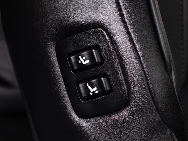 クラウンハイブリッド アスリートＳ　Ｊ－フロンティアリミテッド　後期型（禁煙車）（特別仕様社）（オプション１８インチアルミ）（新品タイヤ）（フルエアロ）トヨタセーフティセンス　衝突軽減ブレーキ　踏み間違い防止機能　車線逸脱抑制機能ＬＤＡ　オートハイビーム　ＳＤナビ（38枚目）