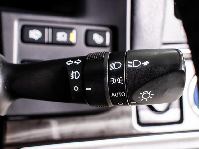 クラウンハイブリッド アスリートＧ　後席モニター　後期型（禁煙車）（黒本革シート）（オプション１８インチアルミ）（フルエアロ）（衝突軽減ブレーキ）（踏み間違い防止機能）レーダークルーズ　パーキングアシスト　Ｂｌｕｅｔｏｏｔｈ　ＳＤマルチ（44枚目）