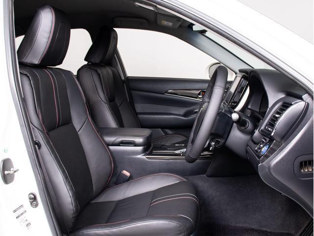 クラウンハイブリッド アスリートＳ　ブラックスタイル　後席モニター（黒本革シート）（スパッタリング１８ＡＷ）（パノラミックビューモニター）（衝突軽減ブレーキ）（踏み間違い防止機能）レーダークルーズ　特別仕様　Ｂｌｕｅｔｏｏｔｈ　レギュラーガソリン仕様（36枚目）