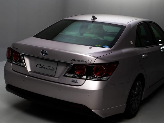 クラウンハイブリッド アスリートＧ　後期型「仄ローズメタリックオパール」（禁煙車）（白本革シート）（オプション１８インチＡＷ）（衝突軽減ブレーキ）（踏み間違い防止機能）（フルエアロ）レーダークルーズ　記録簿９枚　Ｂｌｕｅｔｏｏｔｈ（27枚目）