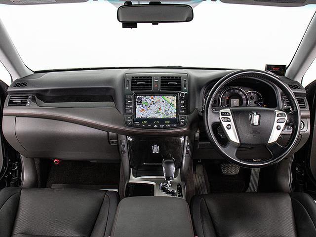 クラウン ２．５アスリート　プレミアムエディション　（禁煙車）（点検記録簿８枚）（後期型）（特別仕様車）（フルエアロ）（黒本革）（冷暖房シート）（シートメモリー）（イージークローザー）（ブラックインナーヘッドライト）（パワートランク）（障害物センサー）（14枚目）