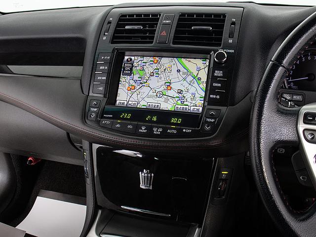 クラウン ２．５アスリート　プレミアムエディション　（禁煙車）（点検記録簿８枚）（後期型）（特別仕様車）（フルエアロ）（黒本革）（冷暖房シート）（シートメモリー）（イージークローザー）（ブラックインナーヘッドライト）（パワートランク）（障害物センサー）（25枚目）