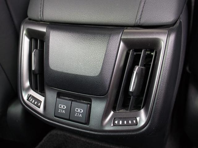 クラウンハイブリッド Ｇ－エグゼクティブ　（禁煙車）（後期型）（サンルーフ）（黒本革）（パノラミックビュー）（デジタルインナーミラー）（１２．３インチＳＤマルチナビ）（シートヒーター）（エアシート）（レーダークルーズ）（プリクラッシュ）（34枚目）