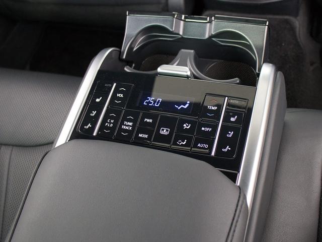 クラウンハイブリッド Ｇ－エグゼクティブ　（禁煙車）（後期型）（サンルーフ）（黒本革）（パノラミックビュー）（デジタルインナーミラー）（１２．３インチＳＤマルチナビ）（シートヒーター）（エアシート）（レーダークルーズ）（プリクラッシュ）（35枚目）