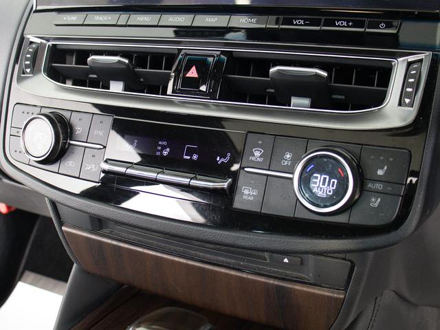 クラウンハイブリッド Ｇ－エグゼクティブ　（禁煙車）（後期型）（サンルーフ）（黒本革）（パノラミックビュー）（デジタルインナーミラー）（１２．３インチＳＤマルチナビ）（シートヒーター）（エアシート）（レーダークルーズ）（プリクラッシュ）（38枚目）