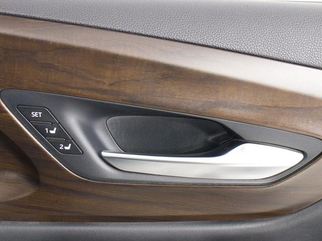 クラウンハイブリッド Ｇ－エグゼクティブ　（禁煙車）（後期型）（サンルーフ）（黒本革）（パノラミックビュー）（デジタルインナーミラー）（１２．３インチＳＤマルチナビ）（シートヒーター）（エアシート）（レーダークルーズ）（プリクラッシュ）（42枚目）