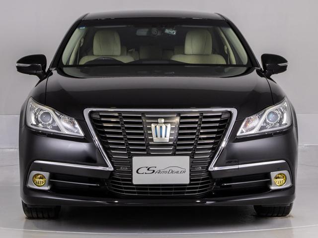 クラウンハイブリッド ロイヤルサルーンG 後席モニター(衝突軽減ブレーキ)(踏み間違い防止機能)(レーダークルーズ)アドバンストパッケージ Blutooth対応 HDDマルチナビ イージークローザー プリクラッシュ クリアランスソナー(15枚目)