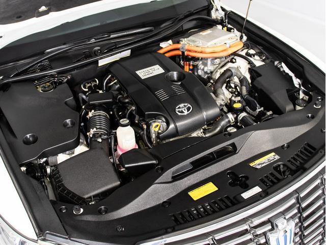 クラウンハイブリッド ロイヤルサルーンG (ベージュ本革シート)(記録簿7枚)アダプティブハイビーム イージークローザー シートメモリー 後席VIP Blutooth対応 レギュラーガソリン仕様 シート&ステアリングヒーター HDDマルチ(27枚目)