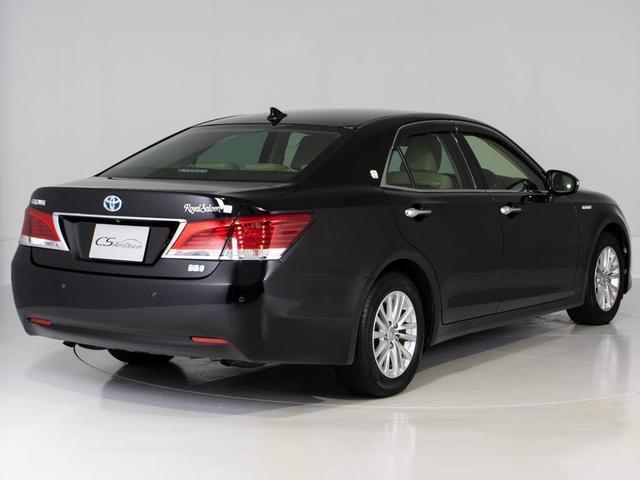 クラウンハイブリッド ロイヤルサルーンG (禁煙車)(ワンオーナー)(フラクセン本革シート)(衝突軽減ブレーキ)(踏み間違い防止機能)レーダークルーズ プリクラッシュ クリアランスソナー イージークローザー 後席VIP Bluetooth対応(17枚目)