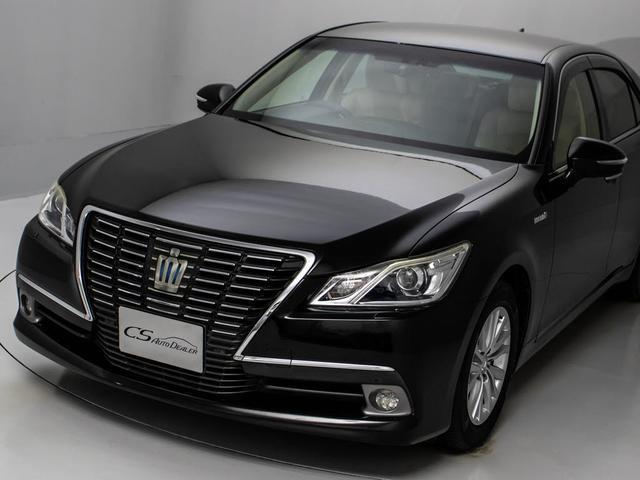 クラウンハイブリッド ロイヤルサルーンG (禁煙車)(ワンオーナー)(フラクセン本革シート)(衝突軽減ブレーキ)(踏み間違い防止機能)レーダークルーズ プリクラッシュ クリアランスソナー イージークローザー 後席VIP Bluetooth対応(28枚目)
