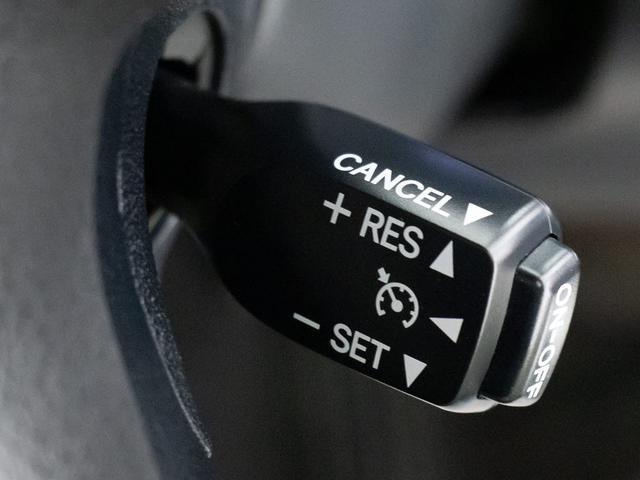 クラウンハイブリッド ロイヤルサルーン (禁煙車)HDDマルチナビ Bluetooth対応 レギュラーガソリン仕様 バックカメラ HIDヘッドライト LEDフォグランプ ビルトインETC オートクルーズコントロール チェスナットインテリア(8枚目)