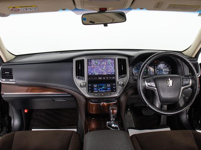 クラウンハイブリッド ロイヤルサルーン (禁煙車)HDDマルチナビ Bluetooth対応 レギュラーガソリン仕様 バックカメラ HIDヘッドライト LEDフォグランプ ビルトインETC オートクルーズコントロール チェスナットインテリア(30枚目)