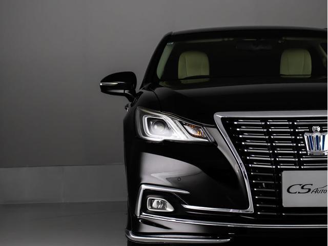 クラウンハイブリッド ロイヤルサルーン 後期型(禁煙車)(フルエアロ)(オプション17インチアルミ)Blutooth対応 レギュラーガソリン仕様 クリアランスソナー バックカメラ SDマルチナビ ブルーレイ対応 シート&ステアリングヒーター(24枚目)