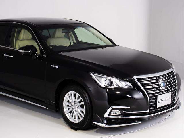 クラウンハイブリッド ロイヤルサルーン 後期型(フラクセン本革シート)(フルエアロ)クリアランスソナー Bluetooth対応 レギュラーガソリン仕様 エアシート シート&ステアリングヒーター LEDヘッドライト&フォグランプ(5枚目)