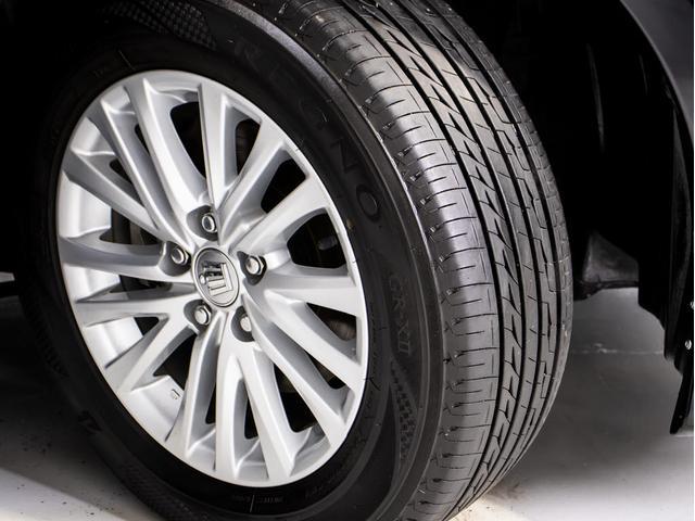 クラウンハイブリッド ロイヤルサルーン 後期型(フラクセン本革シート)(フルエアロ)クリアランスソナー Bluetooth対応 レギュラーガソリン仕様 エアシート シート&ステアリングヒーター LEDヘッドライト&フォグランプ(28枚目)