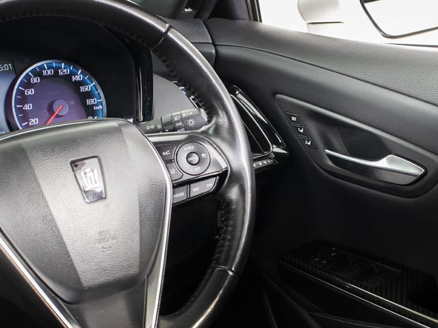 クラウンハイブリッド RSアドバンス (禁煙車)(黒本革)(サンルーフ)(フルエアロ)(シートヒーター)(エアシート)(セーフティセンス)(レーダークルーズ)(プリクラッシュ)(レギュラーガソリン仕様)(シートメモリー)(SDマルチナビ)(22枚目)