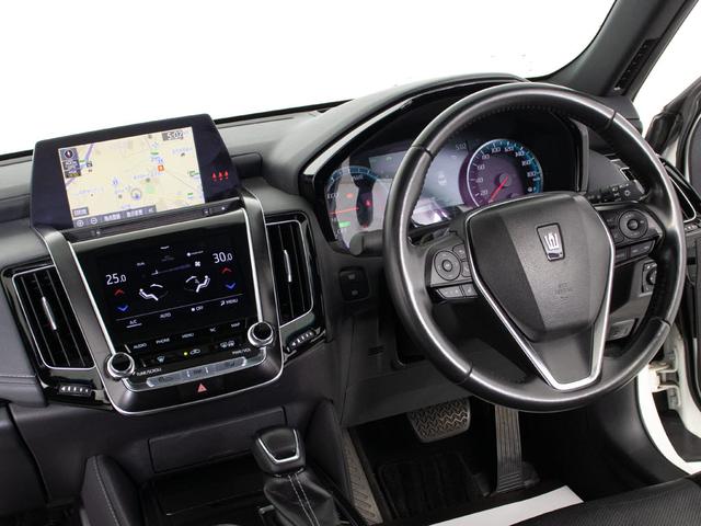 クラウンハイブリッド RSアドバンス (禁煙車)(黒本革)(サンルーフ)(フルエアロ)(シートヒーター)(エアシート)(セーフティセンス)(レーダークルーズ)(プリクラッシュ)(レギュラーガソリン仕様)(シートメモリー)(SDマルチナビ)(23枚目)