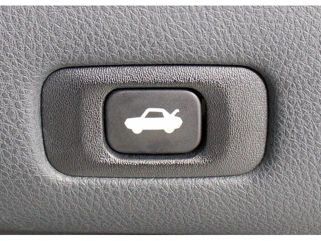 クラウンハイブリッド アスリートS (禁煙車)(モモタロウVer)(白本革)(オプション18インチアルミホイール)(フルエアロ)(シートヒーター)(エアシート)(レーダークルーズ)(プリクラッシュ)(クリアランスソナー)(HDDナビ)(13枚目)