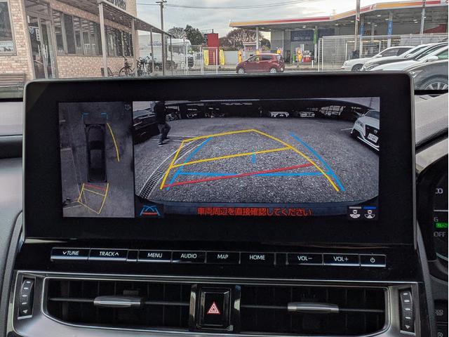 クラウンハイブリッド RSアドバンス (後期型)(黒本革)(禁煙車)(パノラミックビュー)(フルエアロ)(シートヒーター)(エアシート)(デジタルインナーミラー)(セーフティパッケージ)(12.3インチSDマルチナビ)(BSM)(HUD)(8枚目)