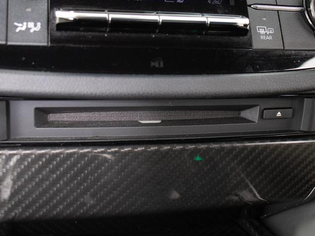 クラウンハイブリッド RSアドバンス (後期型)(黒本革)(禁煙車)(パノラミックビュー)(フルエアロ)(シートヒーター)(エアシート)(デジタルインナーミラー)(セーフティパッケージ)(12.3インチSDマルチナビ)(BSM)(HUD)(25枚目)