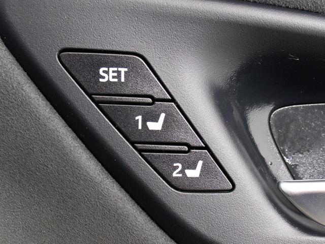 クラウンハイブリッド RSアドバンス (禁煙車)(黒ハーフレザー)(フルエアロ)(セーフティパッケージ)(パノラミックビュー)(シートヒーター)(レーダークルーズ)(プリクラッシュ)(BSM)(SDマルチナビ)(レギュラーガソリン仕様)(17枚目)