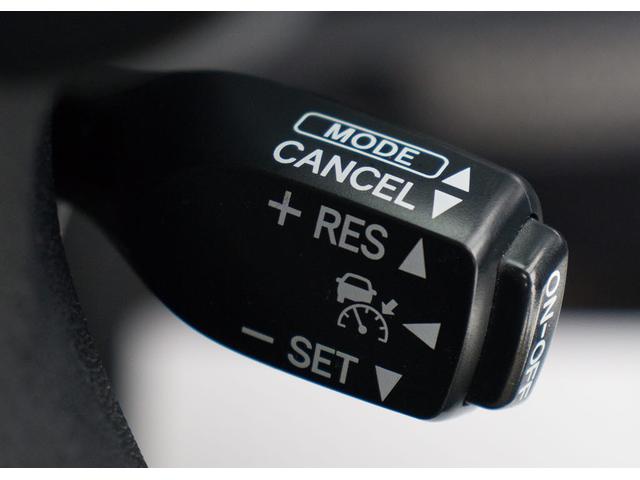 クラウンハイブリッド アスリートG (禁煙車)(サンルーフ)(黒本革)(オプション18インチアルミホイール)(フルエアロ)(シートヒーター)(エアシート)(レーダークルーズ)(衝突軽減)(クリアランスソナー)(レギュラーガソリン仕様)(9枚目)