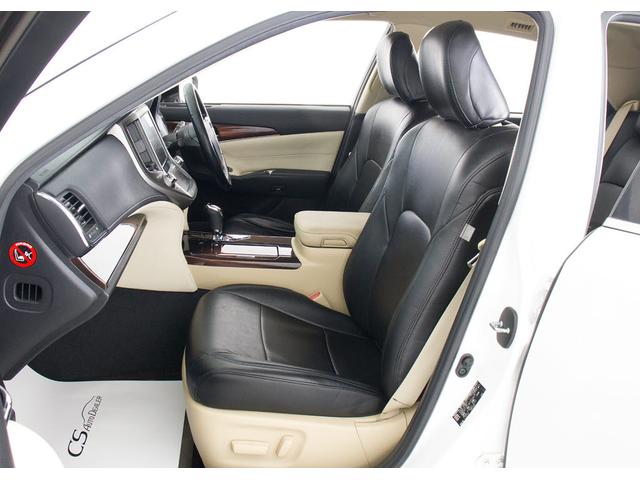 クラウンハイブリッド ロイヤルサルーン (リヤコンフォートパッケージ)(Bluetooth)(記録簿8枚)(エアロカスタム)(20インチAW)(黒シートカバー)(シートヒーター)(後席コントロールパネル)(オートクルーズ)(HDDナビ)(14枚目)