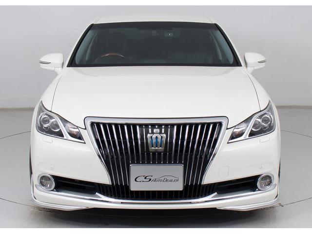 クラウンマジェスタ Fバージョン (禁煙車)(黒本革)(フルエアロ)(20インチアルミホイール)(プレミアムサウンド)(シートヒーター)(エアシート)(イージークローザー)(レーダークルーズ)(プリクラッシュ)(クリアランスソナー)(13枚目)